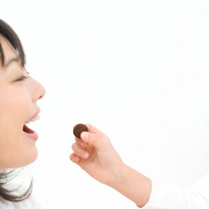 1C-Mothers_Little_Helper-1338x460