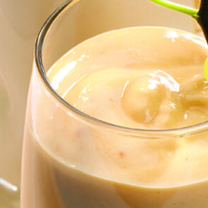 BananaGuavaSmoothie-1000x383