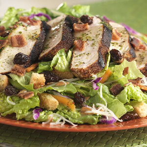 Chili-Rubbed Chicken Summer Salad uncropped1