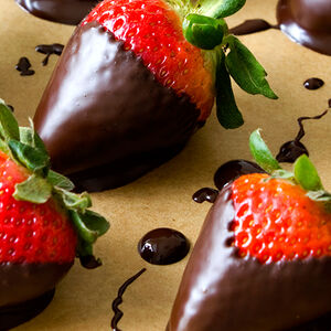 DNN_FA_Celebrate-Mothers_Day_16-0502