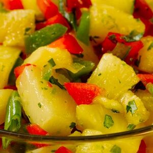DolePineappleMangoSalsa-1000x383