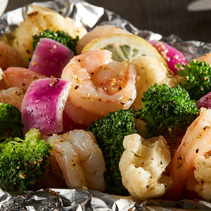 WEB USE Grilled_Shrimp_Veggie_Foil_0095