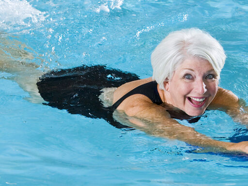 1C_stay-up-with-swimming_1338x460