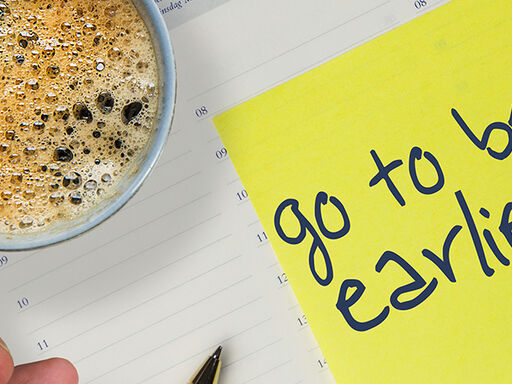 2C-Go_to_Sleep_to_Lose_Weight-1338x460