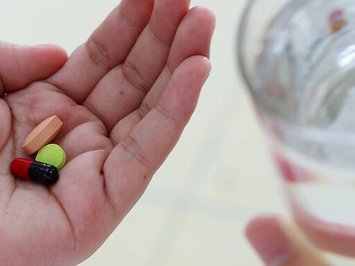 Taking_Supplements_Taking_Risks-1338x460