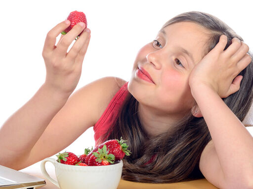 Vitamin_C_boosts_brain-1338x460