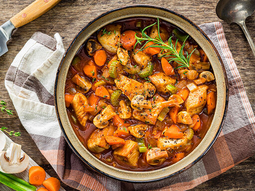 WEB USE_Dole_Anyone_Cook_Coq_Au_Vin-54